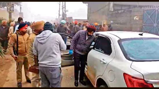 ਪੰਜਾਬ: ਮੋਗਾ ਦੇ ਪਿੰਡ ‘ਚ ਕਾਂਗਰਸੀ ਵਰਕਰ ਦੀ ਗੋਲੀ ਮਾਰ ਕੇ ਹੱਤਿਆ, ਸਰਪੰਚ ਸਮੇਤ 7 ‘ਤੇ ਮਾਮਲਾ ਦਰਜ