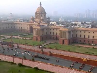 ਬੀਟਿੰਗ ਰਿਟਰੀਟ: ਰਾਸ਼ਟਰਪਤੀ ਮੁਰਮੂ, ਪ੍ਰਧਾਨ ਮੰਤਰੀ ਮੋਦੀ 77ਵੇਂ ਗਣਤੰਤਰ ਦਿਵਸ ਸਮਾਰੋਹ ਦੀ ਸਮਾਪਤੀ ਮੌਕੇ ਸਮਾਗਮ ਵਿੱਚ ਸ਼ਾਮਲ ਹੋਏ