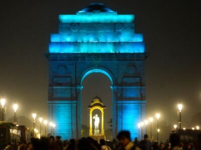 ਭਾਰਤ ਨੇ ਨਵੇਂ ਸਾਲ 2026 ਦਾ ਸੁਆਗਤ ਕਰਦੇ ਹੋਏ ਅੱਜ ਕੀ ਖੁੱਲ੍ਹਾ ਰਹਿੰਦਾ ਹੈ ਅਤੇ ਕੀ ਬੰਦ ਰਹਿੰਦਾ ਹੈ?