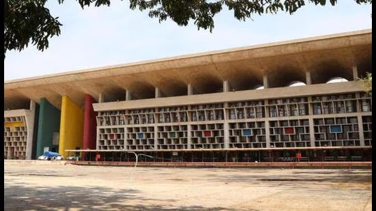 ਮਹਿਮਾਨ ਕਾਲਮ | ਜਦੋਂ ਹਾਈਕੋਰਟ ਨੇ ਆਪਣੀਆਂ ਕੰਧਾਂ ਨੂੰ ਬਾਹਰ ਕੱਢਿਆ