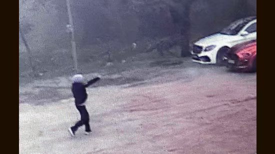 ਲੁਧਿਆਣਾ: ਨਕਾਬਪੋਸ਼ ਬੰਦੂਕਧਾਰੀਆਂ ਨੇ ਲਗਜ਼ਰੀ ਕਾਰ ਰੈਂਟਲ ਦਫਤਰ ‘ਤੇ ਕੀਤੀ ਗੋਲੀਬਾਰੀ, ਦੋ ਗੈਂਗਸਟਰਾਂ ਦੇ ਨਾਮ ਪਰਚੀ ਫ਼ਰਾਰ