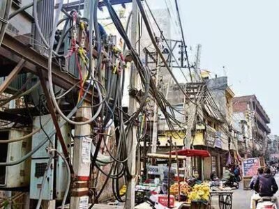 ਲੁਧਿਆਣਾ ਨੂੰ ਲਟਕਦੀਆਂ ਬਿਜਲੀ ਦੀਆਂ ਤਾਰਾਂ ਤੋਂ ਛੁਟਕਾਰਾ ਦਿਵਾਉਣ ਲਈ 99 ਕਰੋੜ ਰੁਪਏ ਦੀ ਯੋਜਨਾ