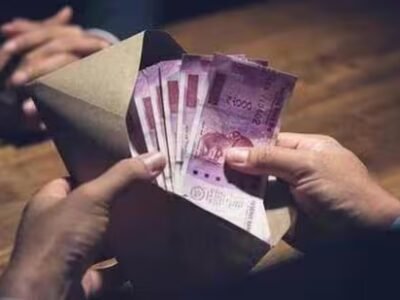 ਲੁਧਿਆਣਾ: ਫਰਜ਼ੀ ਗ੍ਰਿਫਤਾਰੀ ਦੀ ਧਮਕੀ ਦੇ ਕੇ ਨੌਜਵਾਨ ਤੋਂ 93,000 ਰੁਪਏ ਦੀ ਲੁੱਟ, ਦੋ ਖਿਲਾਫ ਮਾਮਲਾ ਦਰਜ