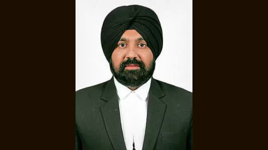 ਲੁਧਿਆਣਾ: ਸਿਟੀ ਐਡਵੋਕੇਟ ਨੇ ਪੰਜਾਬ ਅਤੇ ਹਰਿਆਣਾ ਉੱਚ ਨਿਆਂਇਕ ਸੇਵਾ ਪ੍ਰੀਖਿਆਵਾਂ ਵਿੱਚ ਟਾਪ ਕੀਤਾ ਹੈ