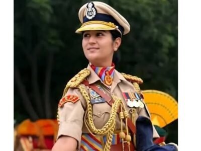 ਸਿਮਰਨ ਬਾਲਾ, 26 ਸਾਲਾ ਅਸਿਸਟੈਂਟ ਕਮਾਂਡੈਂਟ, ਗਣਤੰਤਰ ਦਿਵਸ ਪਰੇਡ ਵਿਚ ਸਾਰੇ ਪੁਰਸ਼ ਦਲ ਦੀ ਅਗਵਾਈ ਕਰੇਗੀ