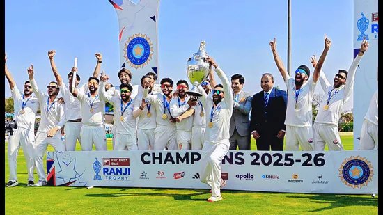 ਜੰਮੂ-ਕਸ਼ਮੀਰ ਨੇ ਪਹਿਲਾ ਰਣਜੀ ਖਿਤਾਬ ਜਿੱਤਣ ਤੋਂ ਬਾਅਦ, ਮੁੱਖ ਮੰਤਰੀ ਨੇ 2 ਕਰੋੜ ਰੁਪਏ ਦੇ ਇਨਾਮ, ਸਰਕਾਰੀ ਨੌਕਰੀਆਂ ਦਾ ਐਲਾਨ ਕੀਤਾ