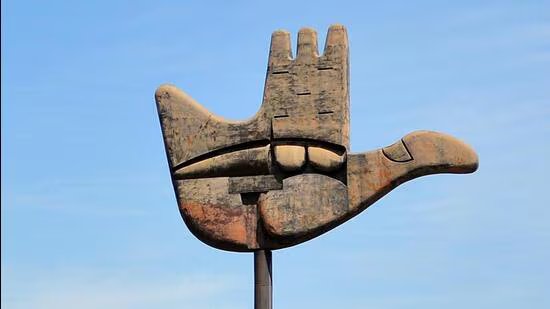 40,000 CHB ਨਿਵਾਸੀਆਂ ਲਈ ਰਾਹਤ ਕਿਉਂਕਿ ਚੰਡੀਗੜ੍ਹ ਪੈਨਲ ਲੋੜ-ਅਧਾਰਤ ਤਬਦੀਲੀਆਂ ਨੂੰ ਮੁੜ ਸੁਰਜੀਤ ਕਰਦਾ ਹੈ