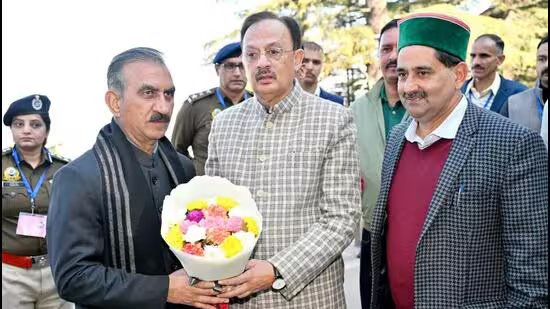 HP ਗਵਰਨਰ ਨੇ ਸੰਬੋਧਨ ਛੱਡ ਦਿੱਤਾ, 16ਵੇਂ ਵਿੱਤ ਕਮਿਸ਼ਨ ‘ਤੇ ਟਿੱਪਣੀਆਂ ‘ਤੇ ਇਤਰਾਜ਼ ਕੀਤਾ