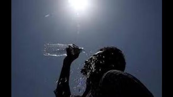 PGIMER, PU ਅਧਿਐਨ: ‘33.8 ਡਿਗਰੀ ਸੈਲਸੀਅਸ ਤੋਂ ਵੱਧ ਤਾਪਮਾਨ ਸ਼ਹਿਰ ਵਿੱਚ ਮੌਤ ਦਰ ਵਿੱਚ 4.1% ਵਾਧੇ ਦਾ ਕਾਰਨ ਬਣਦਾ ਹੈ’