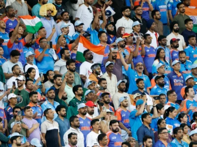 U19 ਵਿਸ਼ਵ ਕੱਪ 'ਚ 'ਨੋ ਹੈਂਡਸ਼ੇਕ' ਦੀ ਰਵਾਇਤ ਜਾਰੀ, ਭਾਰਤ-ਪਾਕਿਸਤਾਨ ਦੇ ਕਪਤਾਨਾਂ ਨੇ ਨਹੀਂ ਮਿਲਾਇਆ ਹੱਥ