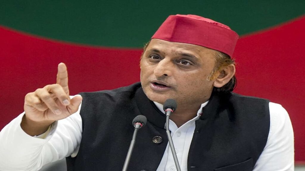 ਅਖਿਲੇਸ਼ ਯਾਦਵ ਨੇ ਏਆਈ ਸੰਮੇਲਨ ‘ਤੇ ਕਾਂਗਰਸ ਦੇ ਵਿਰੋਧ ਦੀ ਨਿੰਦਾ ਕੀਤੀ: ‘ਵਿਸ਼ਵ ਨੇਤਾਵਾਂ ਦੇ ਸਾਹਮਣੇ ਦੇਸ਼ ਨੂੰ ਸ਼ਰਮਸਾਰ ਕੀਤਾ’ | ਵੀਡੀਓ