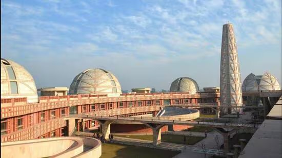 ਅਦਾਲਤ ਨੇ ਜੰਗ-ਏ-ਆਜ਼ਾਦੀ ਮੈਮੋਰੀਅਲ ਮਾਮਲੇ ‘ਚ ਕਲੀਨ ਚਿੱਟ ਸਵੀਕਾਰ ਕਰਨ ‘ਤੇ ਹਮਦਰਦ, ਆਈਏਐਸ ਅਧਿਕਾਰੀ ਨੂੰ ਮਿਲੀ ਰਾਹਤ