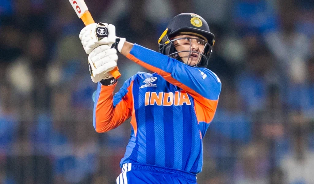 ਅਭਿਸ਼ੇਕ ਸ਼ਰਮਾ ਦੀ ਰੱਖਿਆਤਮਕ ਖੇਡ ਦੇਖ ਕੇ ਹੈਰਾਨ ਹਾਂ, ਸੁਨੀਲ ਗਾਵਸਕਰ ਨੇ ਨੌਜਵਾਨ ਬੱਲੇਬਾਜ਼ ਦੀ ਤਾਰੀਫ ਕੀਤੀ ਅਤੇ ਵੱਡੀ ਚੇਤਾਵਨੀ ਵੀ ਦਿੱਤੀ।