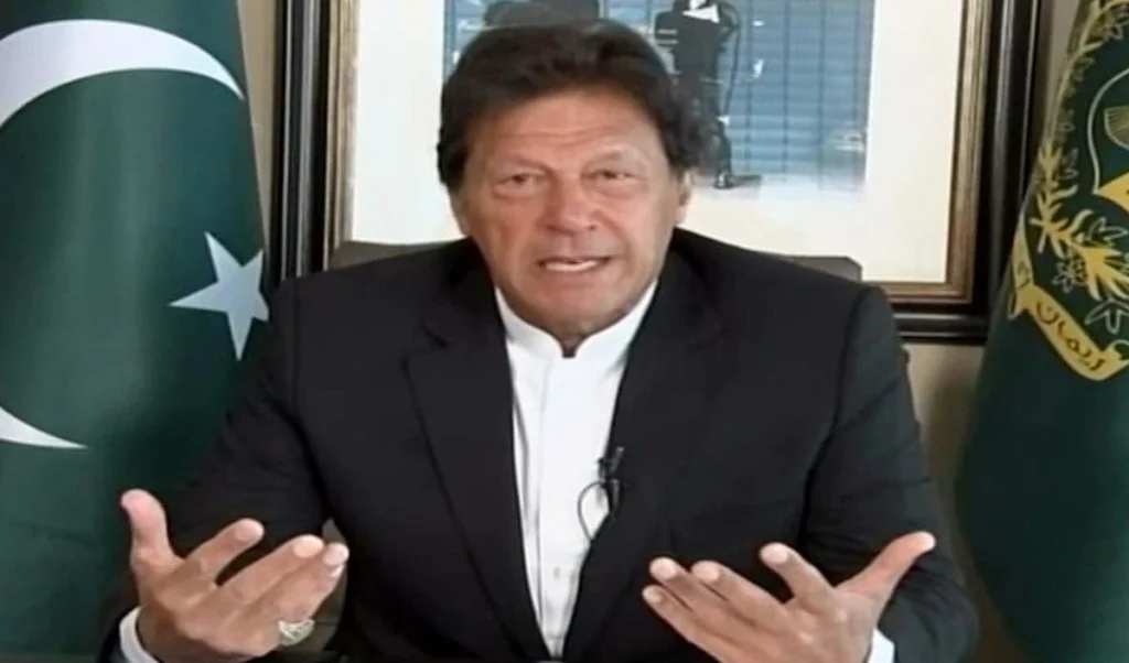 ਇਮਰਾਨ ਖਾਨ ਲਈ ਗਾਵਸਕਰ-ਕਪਿਲ ਵੀ ਆਏ ਇਕੱਠੇ, 14 ਕ੍ਰਿਕਟ ਦਿੱਗਜਾਂ ਨੇ ਪਾਕਿਸਤਾਨ ਸਰਕਾਰ ਨੂੰ ਕੀਤੀ ਅਪੀਲ