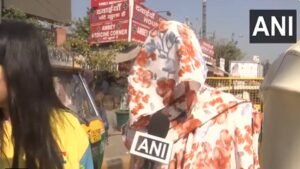 'ਕੋਈ ਸਮਾਂ ਨਹੀਂ ਬਚਿਆ, ਉਹ ਮੈਨੂੰ ਮਾਰ ਦੇਵੇਗਾ': ਤ੍ਰਿਪੁਰਾ ਦੀ ਧੀ ਦੇ ਗੁਰੂਗ੍ਰਾਮ ਹਮਲੇ ਦੀ ਮਾਂ ਦਾ ਦੁਖਦਾਈ ਬਿਆਨ | ਵੀਡੀਓ