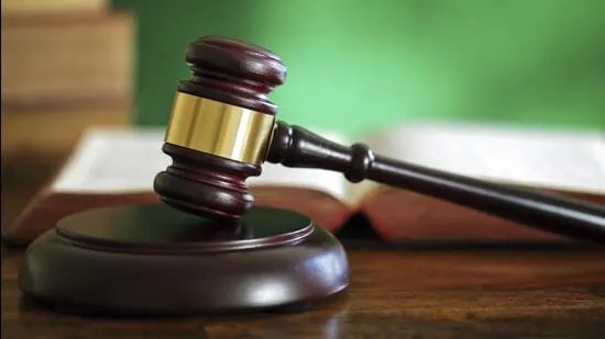 ਚੰਡੀਗੜ੍ਹ: ਅਦਾਲਤ ਨੇ ਇਮੀਗ੍ਰੇਸ਼ਨ ਫਰਾਡ ਦੇ ਮੁਲਜ਼ਮਾਂ ਨੂੰ ਰਿਹਾਅ ਕਰਨ ਦੇ ਦਿੱਤੇ ਹੁਕਮ, ਗ੍ਰਿਫਤਾਰੀ ਗੈਰ-ਕਾਨੂੰਨੀ ਹੈ