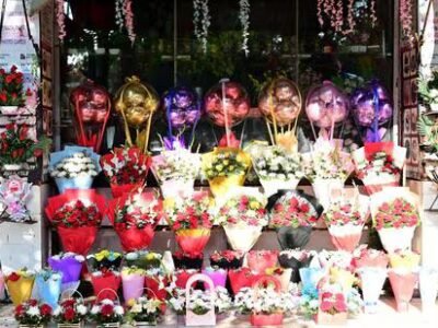 ਚੰਡੀਗੜ੍ਹ: ਇਸ ਵੈਲੇਨਟਾਈਨ ਡੇਅ 'ਤੇ ਵਧਦੀਆਂ ਕੀਮਤਾਂ ਨੇ ਪਿਆਰ ਨੂੰ ਕੰਡਾ ਬਣਾ ਦਿੱਤਾ ਹੈ