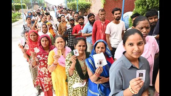 ਚੰਡੀਗੜ੍ਹ ਦੀਆਂ ਵੋਟਰ ਸੂਚੀਆਂ ‘ਚ 5400 ਮੌਤਾਂ, 3900 ਡੁਪਲੀਕੇਟ ਵੋਟਰਾਂ ਦਾ ਪਤਾ ਲੱਗਾ ਹੈ।