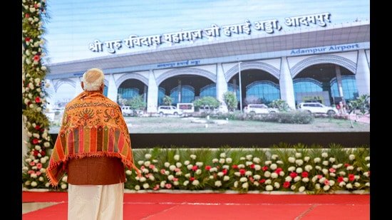 ਜਲੰਧਰ ਦੇ ਆਦਮਪੁਰ ਏਅਰਪੋਰਟ ਦਾ ਨਾਂ ਬਦਲ ਕੇ ਗੁਰੂ ਰਵਿਦਾਸ ਦੇ ਨਾਂ ‘ਤੇ ਰੱਖਿਆ ਗਿਆ ਹੈ