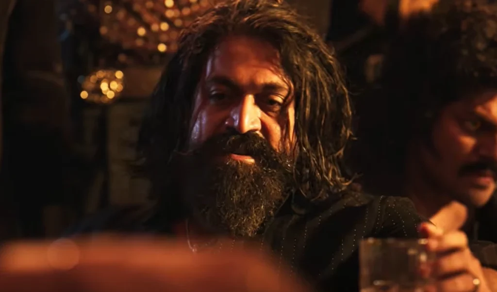 ਜ਼ਹਿਰੀਲਾ ਟੀਜ਼ਰ ਬਾਹਰ | ਪ੍ਰਸਿੱਧੀ ਦਾ ਖੌਫਨਾਕ ਅਵਤਾਰ! ‘ਟੌਕਸਿਕ’ ਦੇ ਟੀਜ਼ਰ ‘ਚ ਜ਼ਬਰਦਸਤ ਪੰਚਾਂ ਅਤੇ ਖੂਨ-ਖਰਾਬੇ ਨਾਲ ਨਜ਼ਰ ਆਈ KGF ਸਟਾਰ ਦੀ ਵਾਲ ਉਭਾਰਨ ਵਾਲੀ ਵਾਪਸੀ