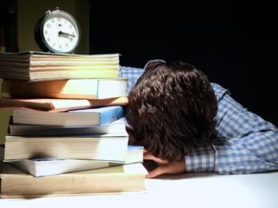 ਜਿਵੇਂ-ਜਿਵੇਂ ਇਮਤਿਹਾਨਾਂ ਦੀ ਕਾਲ ਆਉਂਦੀ ਹੈ, ਚੰਡੀਗੜ੍ਹ ਪ੍ਰਸ਼ਾਸਨ ਨੇ ਵਿਦਿਆਰਥੀਆਂ ਲਈ ਹੈਲਪਲਾਈਨ ਸ਼ੁਰੂ ਕੀਤੀ ਹੈ