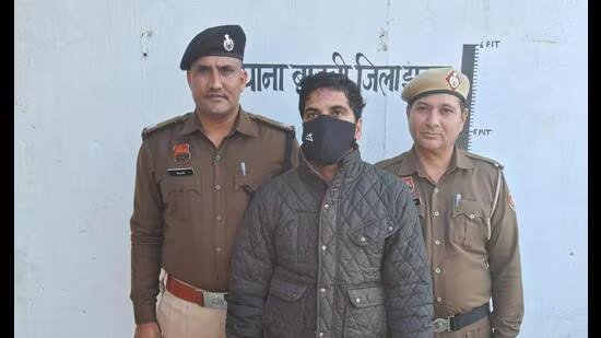 ਝੱਜਰ ਦਹਿਸ਼ਤ: ਮੁਲਜ਼ਮ ਨੇ ਪਿਛਲੇ ਮਹੀਨੇ ਗਰਭਵਤੀ ਬੈਂਕਰ ਪਤਨੀ ਨੂੰ ਮਾਰਨ ਦੀ ਯੋਜਨਾ ਬਣਾਈ ਸੀ, ਪੀੜਤ ਦੇ ਰਿਸ਼ਤੇਦਾਰਾਂ ਦਾ ਕਹਿਣਾ ਹੈ