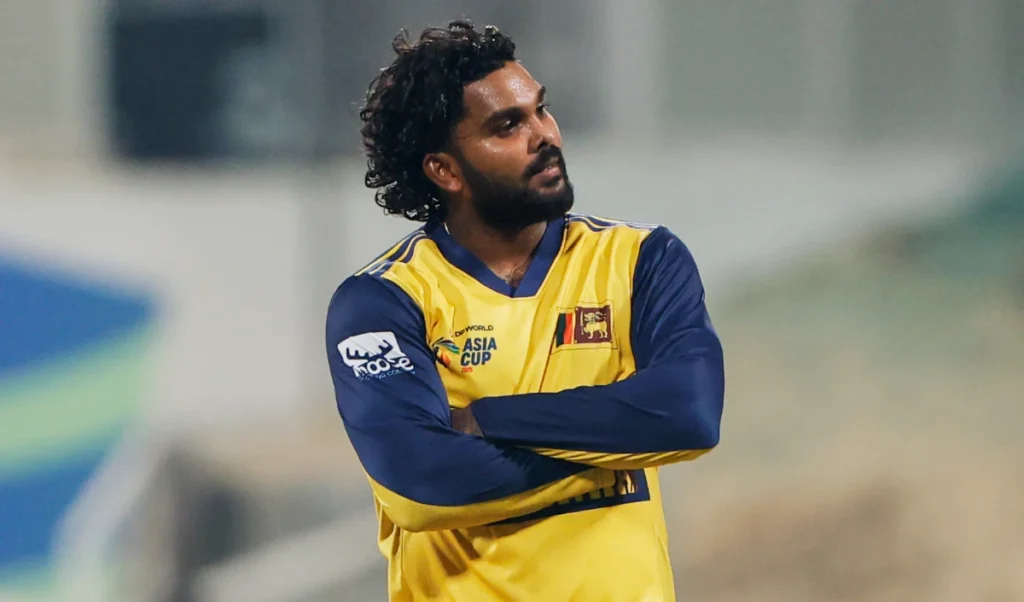 ਟੀ-20 ਵਿਸ਼ਵ ਕੱਪ ਦੌਰਾਨ ਸ਼੍ਰੀਲੰਕਾ ਲਈ ਬੁਰੀ ਖਬਰ, ਸਟਾਰ ਖਿਡਾਰੀ ਵਨਿੰਦੂ ਹਸਾਰੰਗਾ ਗੰਭੀਰ ਸੱਟ ਕਾਰਨ ਬਾਹਰ