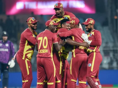 ਟੀ-20 ਵਿਸ਼ਵ ਕੱਪ: ਸੈਮੀਫਾਈਨਲ 'ਚ ਦੱਖਣੀ ਅਫਰੀਕਾ-ਵੈਸਟ ਇੰਡੀਜ਼ ਵਿਚਾਲੇ ਟੱਕਰ, ਨਾਕਆਊਟ ਟਿਕਟ ਦਾਅ 'ਤੇ