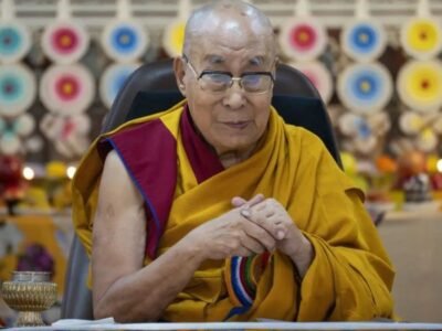 ਦਲਾਈ ਲਾਮਾ ਨੇ ਮੀਡੀਆ ਰਿਪੋਰਟਾਂ ਦਾ ਖੰਡਨ ਕੀਤਾ ਜੋ ਉਸਨੂੰ ਬਾਲ ਜਿਨਸੀ ਅਪਰਾਧੀ ਜੈਫਰੀ ਐਪਸਟਾਈਨ ਨਾਲ ਜੋੜਦੀਆਂ ਹਨ: 'ਕਦੇ ਨਹੀਂ ਮਿਲੇ...'