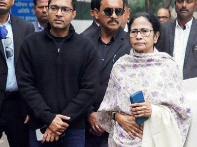 ਦਿੱਲੀ ਪੁਲਿਸ ਨੇ ਮਮਤਾ ਬੈਨਰਜੀ ਦੇ ਦਾਅਵਿਆਂ ਨੂੰ ਕੀਤਾ ਰੱਦ, ਕਿਹਾ 'ਬੰਗਾ ਭਵਨ 'ਚ ਤਾਇਨਾਤੀ ਸੁਰੱਖਿਆ ਦੇ ਹਿੱਸੇ'