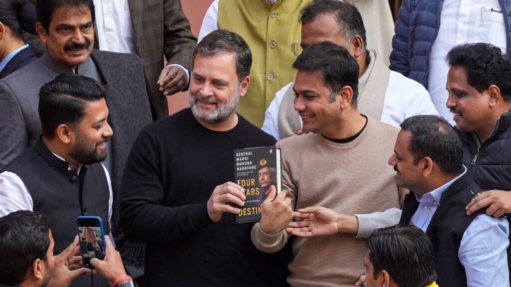 ਨਰਵਾਣੇ ਦੀਆਂ ਯਾਦਾਂ ਦੀ ਕਤਾਰ: ‘ਕਿਤਾਬ ਦੀ ਕੋਈ ਕਾਪੀ ਪ੍ਰਕਾਸ਼ਤ ਨਹੀਂ ਹੋਈ,’ ਐਫਆਈਆਰ ਤੋਂ ਬਾਅਦ ਪ੍ਰਕਾਸ਼ਕ ਕਹਿੰਦਾ ਹੈ