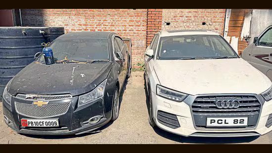 ਬਿਜ਼ਮੈਨ ₹19 ਲੱਖ ਦਾ ਬਿੱਲ ਅਦਾ ਕੀਤੇ ਬਿਨਾਂ ਭੱਜਣ ਦੇ 7 ਸਾਲਾਂ ਬਾਅਦ, ਉਨ੍ਹਾਂ ਦੀਆਂ ਜੰਗਾਲ ਵਾਲੀਆਂ ਕਾਰਾਂ ਦੀ ਕੀਮਤ ਖਤਮ ਹੋ ਗਈ; CITCO ਦੀ ਰਿਕਵਰੀ ਦੀਆਂ ਉਮੀਦਾਂ ਹਨੇਰੀਆਂ