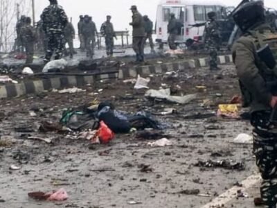 'ਬੱਚੇ ਅਜੇ ਵੀ ਸੋਚਦੇ ਹਨ ਕਿ ਪਿਤਾ ਦੀ ਡਿਊਟੀ 'ਤੇ ਹੈ': ਪੁਲਵਾਮਾ ਹਮਲੇ ਦੇ 7 ਸਾਲ ਬਾਅਦ, ਸ਼ਹੀਦ ਦੇ ਪਰਿਵਾਰ ਨੇ ਹੰਝੂ ਭਰੀ ਕਹਾਣੀ ਸਾਂਝੀ ਕੀਤੀ | ਵਿਸ਼ੇਸ਼