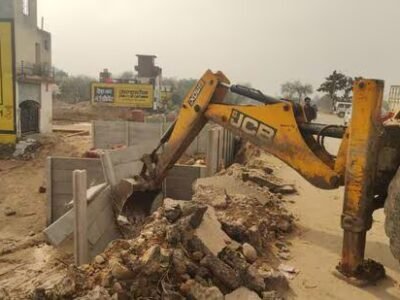 ਮੁਹਾਲੀ ਪ੍ਰਸ਼ਾਸਨ ਵੱਲੋਂ ਸੁਖਨਾ ਝੀਲ ਨੇੜੇ ਨਾਜਾਇਜ਼ ਉਸਾਰੀਆਂ ਖ਼ਿਲਾਫ਼ ਸ਼ਿਕੰਜਾ ਕੱਸਿਆ ਗਿਆ