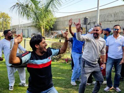 ਰਣਜੀ ਟਰਾਫੀ ਉੱਚੀ: ਸੰਯੁਕਤ ਜੰਮੂ ਅਤੇ ਕਸ਼ਮੀਰ ਖੁਸ਼ੀ ਵਿੱਚ ਗੂੰਜ ਉੱਠਿਆ