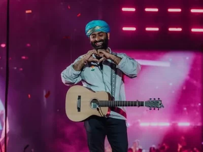 ਰਿਟਾਇਰਮੈਂਟ ਤੋਂ ਬਾਅਦ ਅਰਿਜੀਤ ਸਿੰਘ ਦਾ ਪਹਿਲਾ ਸੰਦੇਸ਼, 'ਅਧੂਰੇ ਗੀਤ ਆਉਂਦੇ ਰਹਿਣਗੇ', ਪ੍ਰਸ਼ੰਸਕਾਂ ਲਈ ਲਿਖਿਆ ਭਾਵੁਕ ਨੋਟ