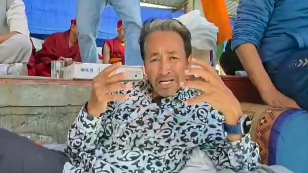 ਸੋਨਮ ਵਾਂਗਚੁਕ ਲੱਦਾਖ ਨੂੰ ਨੇਪਾਲ, ਬੰਗਲਾਦੇਸ਼ ਬਣਨਾ ਚਾਹੁੰਦੀ ਹੈ: ਕੇਂਦਰ ਨੇ ਸੁਪਰੀਮ ਕੋਰਟ ਵਿੱਚ ਨਜ਼ਰਬੰਦੀ ਦਾ ਬਚਾਅ ਕੀਤਾ