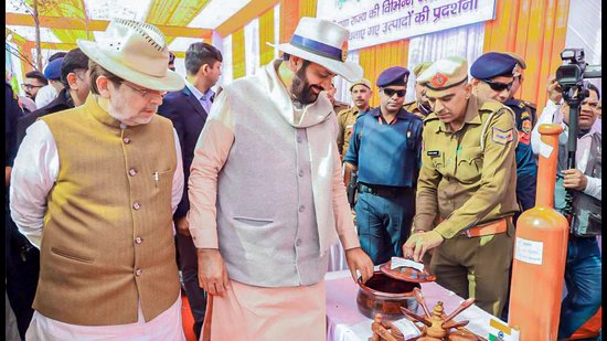 ਹਰਿਆਣਾ ਦੇ ਮੁੱਖ ਮੰਤਰੀ ਨੇ ਜੇਲ੍ਹ ਵਾਰਡਰਾਂ ਲਈ ਪੇ-ਪੈਰਿਟੀ ਵੈਲਫੇਅਰ ਪੈਕੇਜ ਦਾ ਐਲਾਨ ਕੀਤਾ