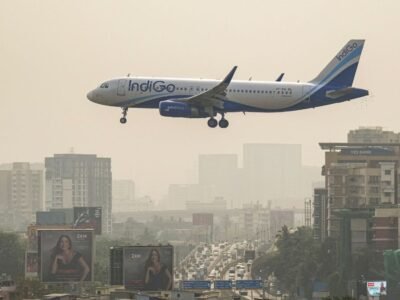 ਹੈਦਰਾਬਾਦ-ਵਾਰਾਣਸੀ ਇੰਡੀਗੋ ਫਲਾਈਟ ਨੇ ਬੰਬ ਦੀ ਧਮਕੀ ਦੇ ਬਾਅਦ ਐਮਰਜੈਂਸੀ ਲੈਂਡਿੰਗ ਕੀਤੀ