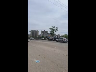 93 'ਤੇ, ਮੋਹਾਲੀ ਵਿੱਚ ਕਾਲੇ ਧੱਬੇ ਚੜ੍ਹੇ, ਝੰਡੇ ਦਾ ਅਧਿਐਨ