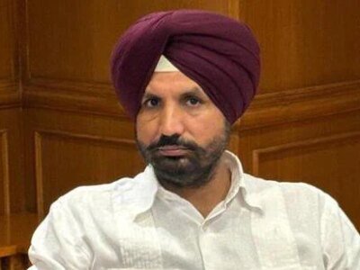 ਅਧਿਕਾਰੀ ਦੀ ਖੁਦਕੁਸ਼ੀ: ਵਾਰਿੰਗ ਨੇ ਸੀਬੀਆਈ ਜਾਂਚ ਲਈ ਕਾਂਗਰਸ ਦੇ ਸੰਸਦ ਮੈਂਬਰਾਂ ਦੇ ਪੱਤਰ 'ਤੇ ਦਸਤਖਤ ਕਰਨ ਤੋਂ ਇਨਕਾਰ ਕੀਤੇ ਜਾਣ ਕਾਰਨ ਵਿਵਾਦ ਖੜ੍ਹਾ ਹੋ ਗਿਆ