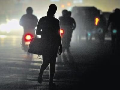 ਅੱਧੀ ਰਾਤ ਦੇ ਮਾਮਲੇ: ਹਨੇਰੇ ਤੋਂ ਬਾਅਦ ਗਲੀਆਂ ਦਾ ਮਾਲਕ ਕੌਣ ਹੈ?