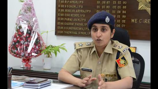 ਕੇਂਦਰ ਨੇ ਚੰਡੀਗੜ੍ਹ ਦੀ ਐਸਐਸਪੀ ਕੰਵਰਦੀਪ ਕੌਰ ਦੇ ਕਾਰਜਕਾਲ ਵਿੱਚ ਇੱਕ ਸਾਲ ਦਾ ਵਾਧਾ ਕੀਤਾ ਹੈ