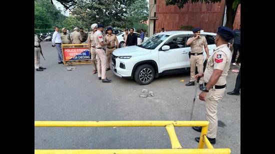 ਕੈਂਪਸ ‘ਚ ਗੋਲੀਬਾਰੀ ਕਰਕੇ SOPU ਆਗੂ ਫਰਾਰ; ਚਾਰ ਲਈ ਸ਼ਿਕਾਰ