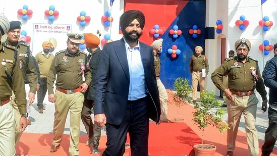 ਖੁਦਕੁਸ਼ੀ ਮਾਮਲੇ ਨਾਲ ਜੁੜੀ ਪੰਜਾਬ ਦੇ ਮੰਤਰੀ ਨੇ ਦਿੱਤਾ ਅਸਤੀਫਾ; ‘ਝੂਠੇ, ਬੇਬੁਨਿਆਦ’ ਦੋਸ਼ਾਂ ਨੂੰ ਰੱਦ ਕਰਦਾ ਹੈ