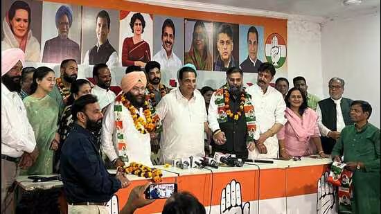 ਚੰਡੀਗੜ੍ਹ: ‘ਆਪ’ ‘ਚੋਂ ਬਾਹਰ ਨਿਕਲਣ ਦਾ ਸਿਲਸਿਲਾ ਜਾਰੀ, ਇਕ ਹੋਰ ਕੌਂਸਲਰ ਕਾਂਗਰਸ ‘ਚ ਕੁੱਦਿਆ