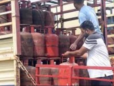 ਚੰਡੀਗੜ੍ਹ: ਐੱਲ.ਪੀ.ਜੀ. ਦੀ ਘਾਟ ਦੇ ਵਿਚਕਾਰ, ਖਾਣ-ਪੀਣ ਵਾਲੇ ਦੁਕਾਨਦਾਰਾਂ ਨੇ ਵਿਕਲਪਾਂ ਦੀ ਤਲਾਸ਼ ਕੀਤੀ, ਉੱਚ ਇਨਪੁਟ ਲਾਗਤ ਫਲੈਗ ਕੀਤੀ