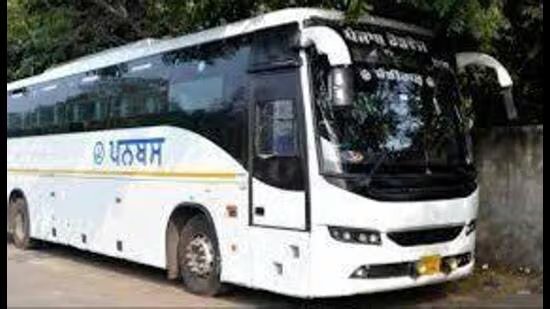 ਪਨਬਸ, ਪੰਜਾਬ ਰੋਡਵੇਜ਼ ਦਾ ਕੋਈ ਸਬੰਧ ਨਹੀਂ, ਸਟਾਫ ਬਰਾਬਰ ਤਨਖਾਹ ਦਾ ਹੱਕਦਾਰ: ਹਾਈਕੋਰਟ