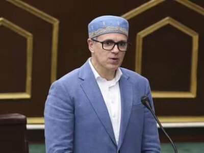 ਪ੍ਰਧਾਨ ਮੰਤਰੀ ਨੇ ਈਂਧਨ ਅਤੇ ਐਲਪੀਜੀ ਦੀ ਨਿਰਵਿਘਨ ਸਪਲਾਈ ਦਾ ਭਰੋਸਾ ਦਿੱਤਾ: ਉਮਰ