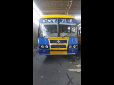 ਪੰਜਾਬ: ਸਕੂਲਾਂ, ਹਸਪਤਾਲਾਂ ਤੋਂ ਬਾਅਦ ਹੁਣ ਪੀਆਰਟੀਸੀ ਦੀਆਂ ਬੱਸਾਂ 'ਆਪ' ਦੀਆਂ ਪੀਲੇ-ਨੀਲੇ ਰੰਗ 'ਚ ਰੰਗੀਆਂ